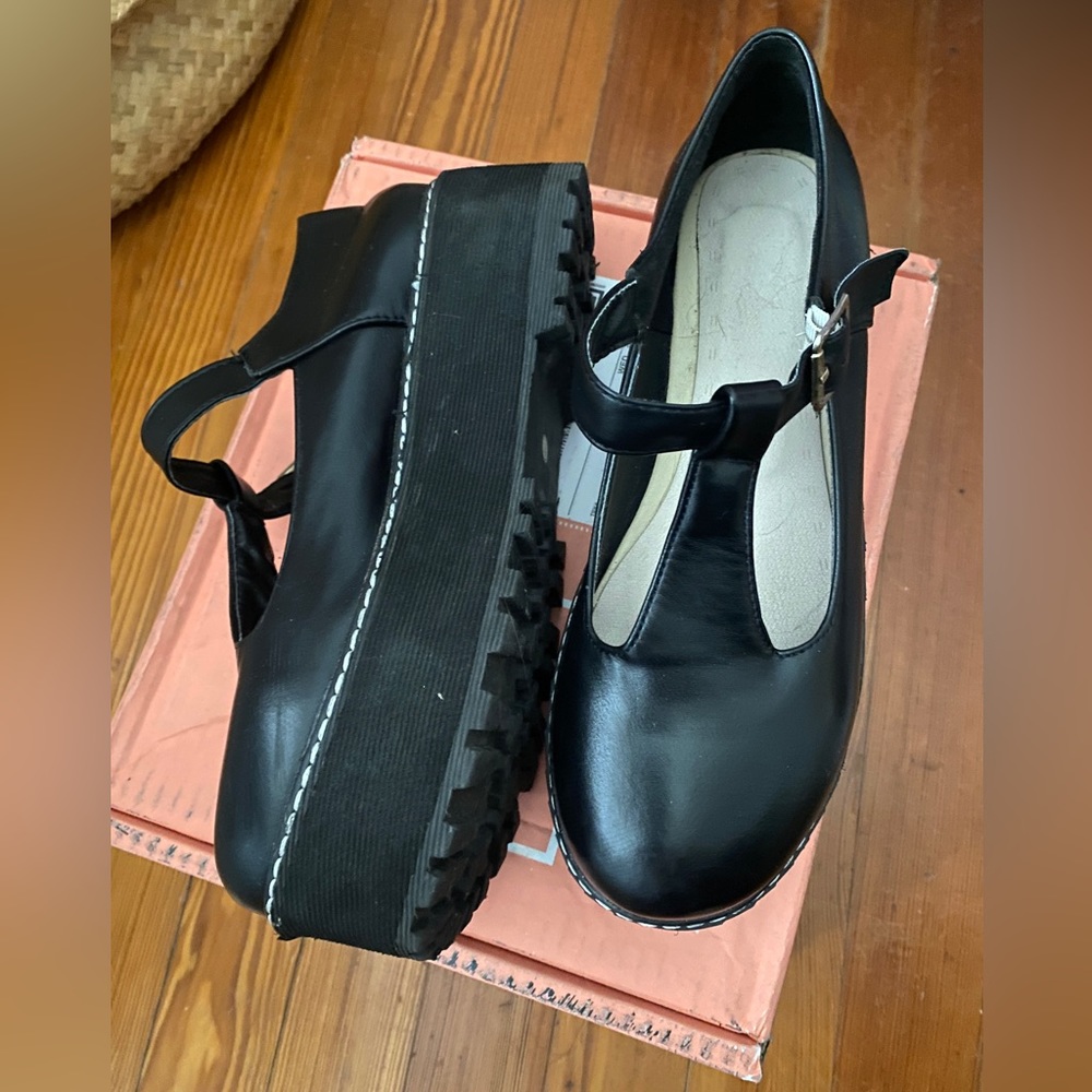 Platform Mary Janes